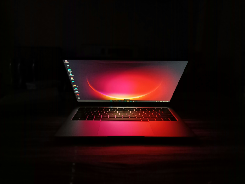 Portable development computer representing flexible interruptible compute